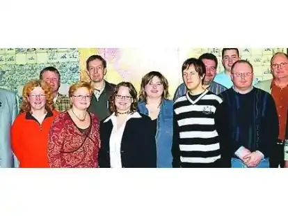 Blickten zur&uuml;ck: Waldemar R&uuml;debusch, Heike Hedenkamp, Horst Hedenkamp, Ursel Aust, Jan-Gerd Harbers, Stefanie Kunze, Melanie Schmitt, J&ouml;rg R&uuml;debusch, Karsten Heier, Hendrik R&uuml;debusch, Henning Hedenkamp, Hans-Werner Aust und Klaus Hermann.