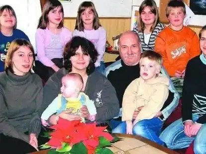 Bei Doris und Harald Reinken und ihren neun Kindern wird heute zur Bescherung am Heiligen Abend ein gro&szlig;er Gabentisch best&uuml;ckt sein.