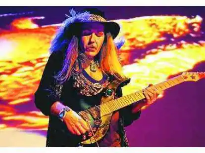 Uli Jon Roth ist ein begnadeter und weltweit anerkannter Gitarrist.