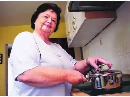 Eine Frau mit einem gro&szlig;en Herzen: Wilma Walljes (71) sorgt immer f&uuml;r andere. Damit hat sie schon fr&uuml;h begonnen.