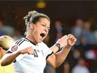 Auf sie ist Verlass: Celia Okoyino da Mbabi machte in der Vorbereitung und nun auch gegen Island ihre Tore.