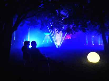 Mystische Nächte im Park der Gärten