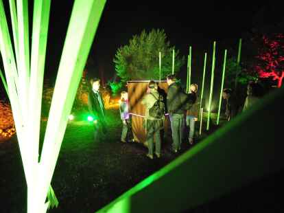 Mystische Nächte im Park der Gärten