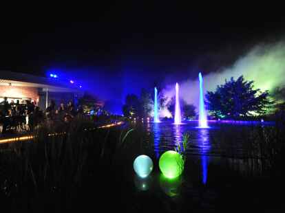 Mystische Nächte im Park der Gärten