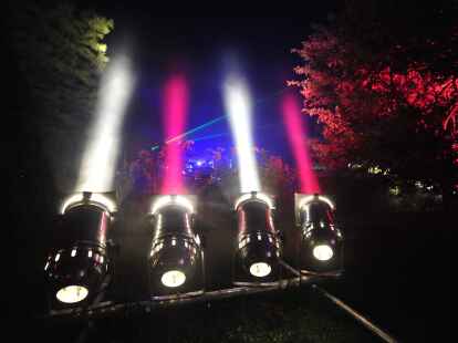 Mystische Nächte im Park der Gärten