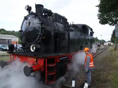 Ordentlich Druck auf dem Kessel hat die Bildergalerie der N@chbarn im Oldenburger Land in dieser Woche, und wir starten mit Volldampf!