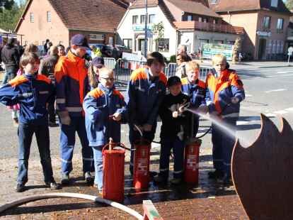 Die Jugendfeuerwehr stellte ihr K&ouml;nnen unter Beweis.