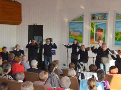 Der Geb&auml;rdenchor aus Oldenburg, die Fischer-Family, der Oldenburger Singkreis, der Inklusionschor 