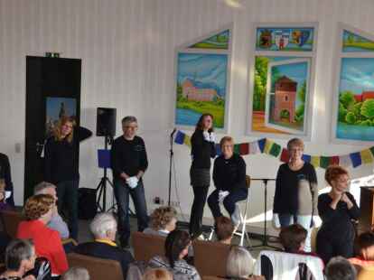 Der Geb&auml;rdenchor aus Oldenburg, die Fischer-Family, der Oldenburger Singkreis, der Inklusionschor 