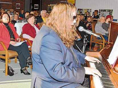 Im Dienst der guten Sache: S&auml;nger  Johannes Bultmann