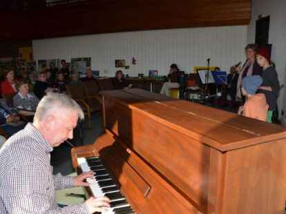 Der Geb&auml;rdenchor aus Oldenburg, die Fischer-Family, der Oldenburger Singkreis, der Inklusionschor 