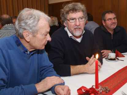 Kameradentreffen der ehemaligen Soldaten und Zivilangestellten des Hubschraubertransportgeschwaders 64 in Ahlhorn im Gasthaus R&ouml;nnau.
