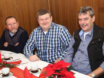 Kameradentreffen der ehemaligen Soldaten und Zivilangestellten des Hubschraubertransportgeschwaders 64 in Ahlhorn im Gasthaus R&ouml;nnau.