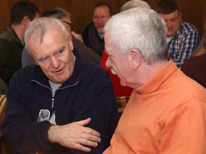 Kameradentreffen der ehemaligen Soldaten und Zivilangestellten des Hubschraubertransportgeschwaders 64 in Ahlhorn im Gasthaus R&ouml;nnau.