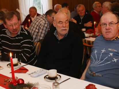 Kameradentreffen der ehemaligen Soldaten und Zivilangestellten des Hubschraubertransportgeschwaders 64 in Ahlhorn im Gasthaus R&ouml;nnau.