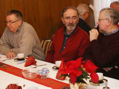 Kameradentreffen der ehemaligen Soldaten und Zivilangestellten des Hubschraubertransportgeschwaders 64 in Ahlhorn im Gasthaus R&ouml;nnau.
