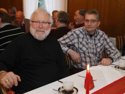 Kameradentreffen der ehemaligen Soldaten und Zivilangestellten des Hubschraubertransportgeschwaders 64 in Ahlhorn im Gasthaus R&ouml;nnau.