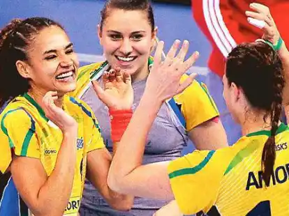 Am Ziel ihrer Tr&auml;ume: Brasiliens Handballerinnen feiern den erstmaligen Gewinn des Weltmeistertitels.