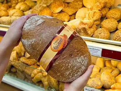 Selbst hergestelltes Brot in einer B&auml;ckerei