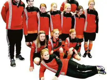 Beeindruckten ihre Trainer beim Nachwuchsturnier in Georgsmarienh&uuml;tte: Die M&auml;dchenauswahl der Jahrg&auml;nge 2002 und j&uuml;nger des Kreises Oldenburg-Land/Delmenhorst.