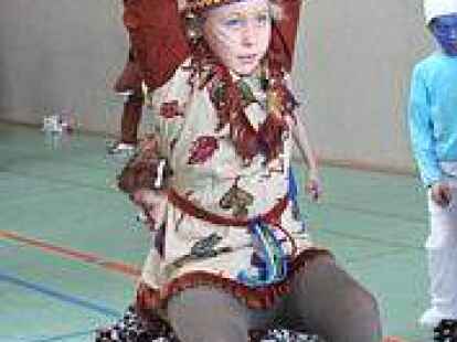 Sch&ouml;n festhalten: Der Ball sollte ins Ziel.