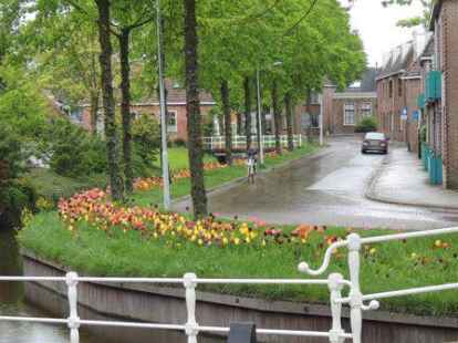 N@chbarin Waltraud Buss reiste in den Wallfahrtsort Dokkum im Norden der Niederlande, der vor allem von vielen Katholiken besucht wird, und auch regennass wundersch&ouml;n ist. Die geschichtlichen Besonderheiten gibt es an vielen Orten in der Stadt zu entdecken.