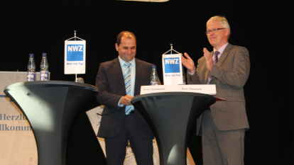 Die vier B&uuml;rgermeisterkandidaten stellten sich den Fragen von NWZ-Redaktionsleiter Carsten Bickschlag.