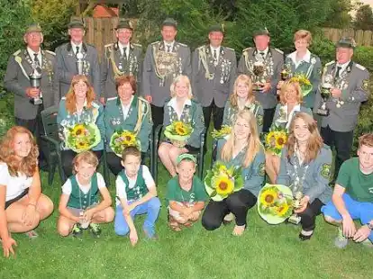 Freut sich auf tolle Tage: Das amtierende K&ouml;nigshaus des Sch&uuml;tzenvereins Hurrel.