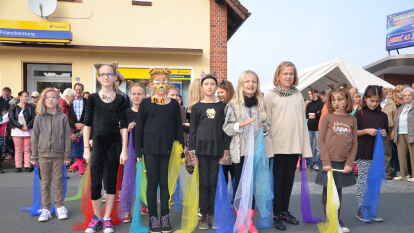 Zahlreiche Vereine und Kaufleute hatten sich mit Aktionen und St&auml;nden am Herbstfest beteiligt.