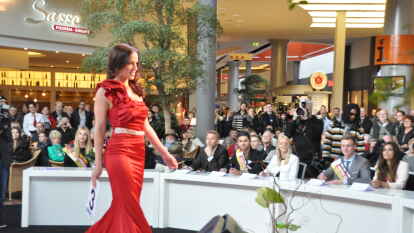 Wahl zur Miss Norddeutschland im Famila Einkaufsland Wechloy