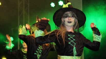 Kinderfasching im Festzelt an der Raiffeisenstra&szlig;e