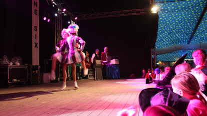 Kinderfasching im Festzelt an der Raiffeisenstra&szlig;e