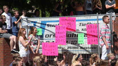 Festival-Stimmung in Rastede: Der Abiturjahrgang 2015 der Kooperativen Gesamtschule hat am Mittwoch seinen Abi-Gag gefeiert. Der Jahrgang hat sich das Motto 