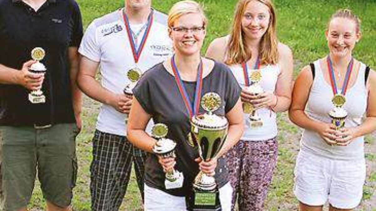 sandra von häfen kreuzmoor Boßeler legen Traumweiten hin