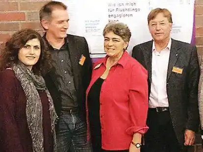 Berichteten aus der Arbeit mit Fl&uuml;chtlingen (von links): Susanne Schymanitz, Sandra Baba, Franz-Josef Franke, Anne Frerichs, Dietrich Jaedicke und Maja Sleur.