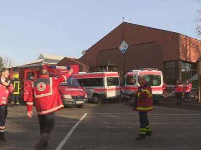 Gro&szlig;einsatz der Rettungskr&auml;fte in Lindern