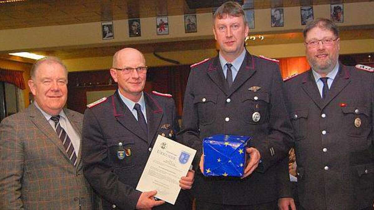 Jürgen Hahn löst Detlef hans als VizeGemeindebrandmeister ab