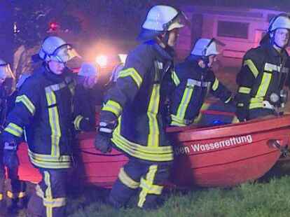 N&auml;chtlicher Bootsunfall im Ammerland: Zwei Menschen wurden get&ouml;tet, als zwei Sportboote aufeinander prallten.