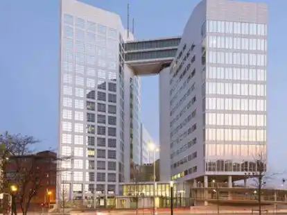 Der gl&auml;serne Neubau des Internationalen Strafgerichtshofs in Den Haag: Wie sieht die Zukunft aus?