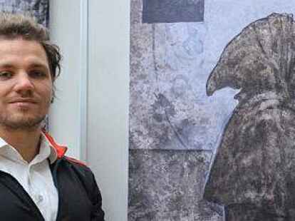 K&uuml;nstler Marian Kretschmar  zeigt 14 seiner Werke zum &bdquo;Friedenslauf von Rom 2017&ldquo; im Rathaus.