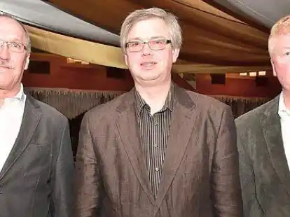 Blicken zufrieden auf das Jahr 2016: Gerd L&uuml;ken (von links), Wilfried Stolle und Andreas Vogel