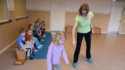 Um das Mini-Sportabzeichen zu erhalten, waren die Kinder an mehreren Stationen gefordert - auch in puncto Fantasie.