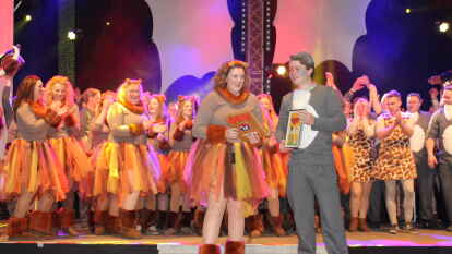 GGV-Fr&uuml;hschoppen im Festzelt: Die Landjugend Sandersfeld hatte den zweitsch&ouml;nsten Festwagen.