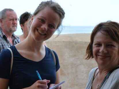 Die jeversche Delegation schaut sich auch die Burg von Cullera an.