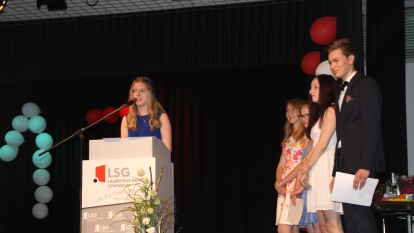 Viele Danksagungen gab es von den Sch&uuml;lern des Abschlussjahrgangs.