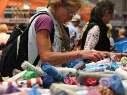 Jede Menge Stoffe gab&rsquo;s f&uuml;r kleines Geld.