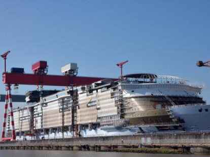 Gr&ouml;&szlig;tes Kreuzfahrtschiff der Welt: Die &laquo;Symphony of the Seas&raquo; wird derzeit in der STX Werft in Frankreich gebaut.