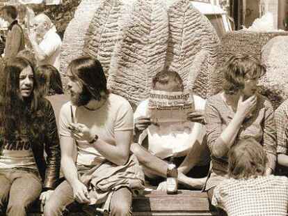 Szenetreff am Lefferseck am Brunnen von Udo Reimann: Mitte bis Ende Ende der siebziger Jahre traf man sich dort nach der Schule.
