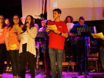 Diskutierten &uuml;ber das Grau: das  Alex-Team mit Diakon Jo Kretzschmar-Str&ouml;mer (rechts)Hella einemann-Gr&auml;bert