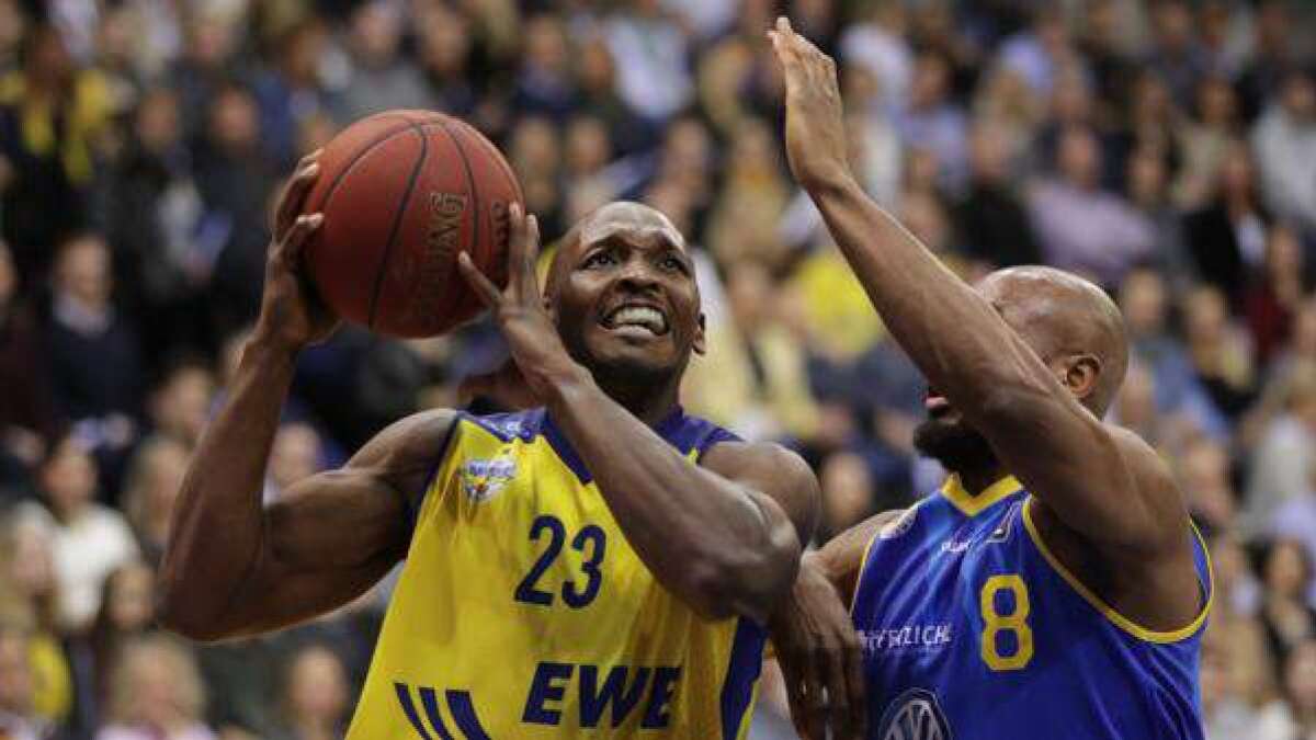 Basketball EWE Baskets Oldenburg gewinnen Heimspiel gegen die Löwen